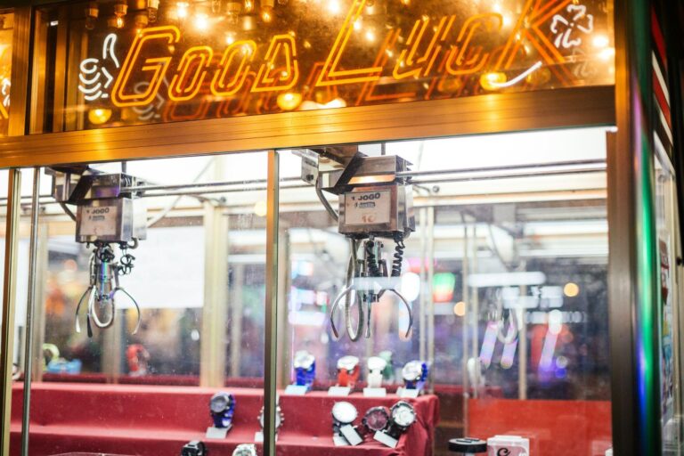 Custom Claw Machine